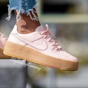 🌸  Nike Air Force AF1 Sage Low Sneakers Shoes